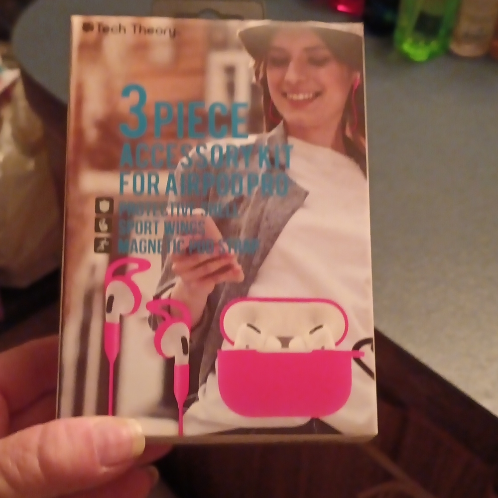 Ipod case - Picture 1 of 3